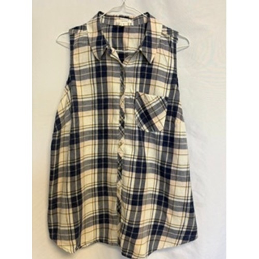 Maurices Womens Sleeveless Plaid Button Down Shirt Navy Cream Cotton Size 1X